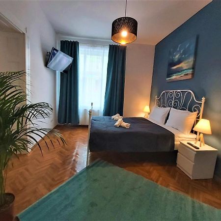 92 Residence Brasov Bagian luar foto