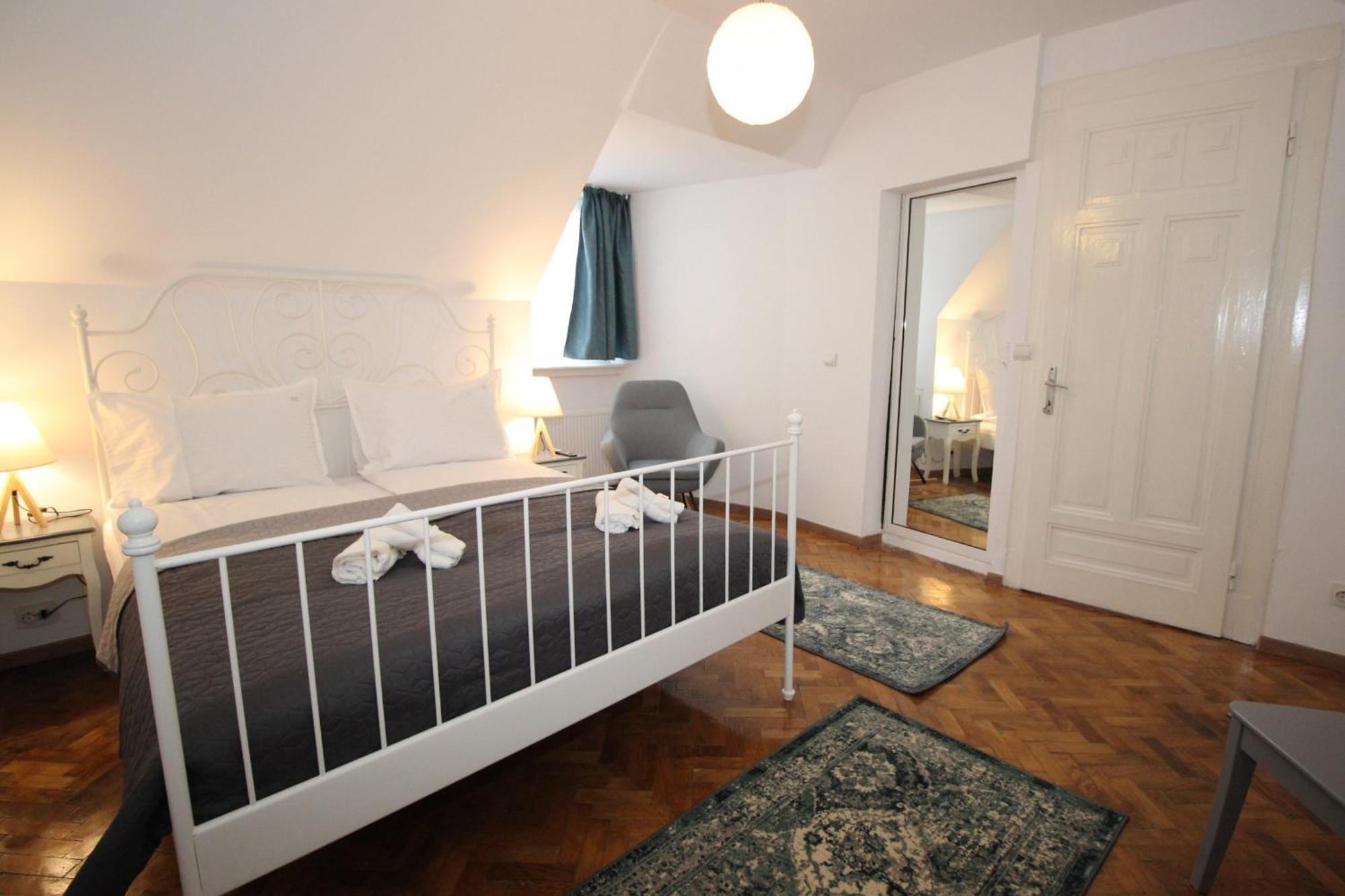 92 Residence Brasov Ruang foto
